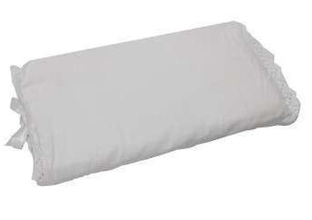 Cojín Visco Bebe de 45x25 sobre fondo blanco.