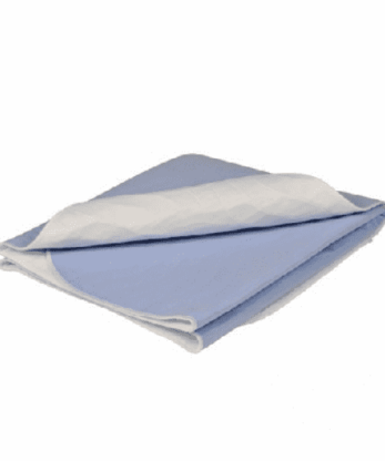 Una lona lavable Abri-Soft Azul de Abena 85X90cm doblada sobre sí misma.