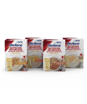 Tres cajas de Nestlé Meritene Cereal Instant sobre fondo blanco.