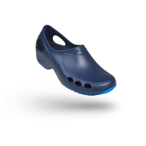 Crocs blue men's clogs - navy blue.