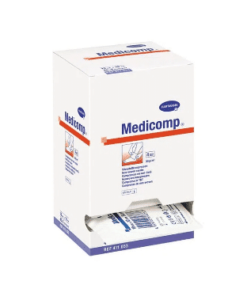 Caixa de Compressas Esterilizadas Medicomp 10cmx10cm - 5 Unidades sobre fundo branco.