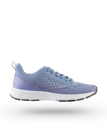 Una única zapatilla de deporte moderna Wock Breelite presentada sobre fondo blanco.